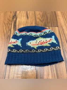 Lost Horizons 100% Wool Fish Embroidered Winter Beanie Hat Fleece Lined